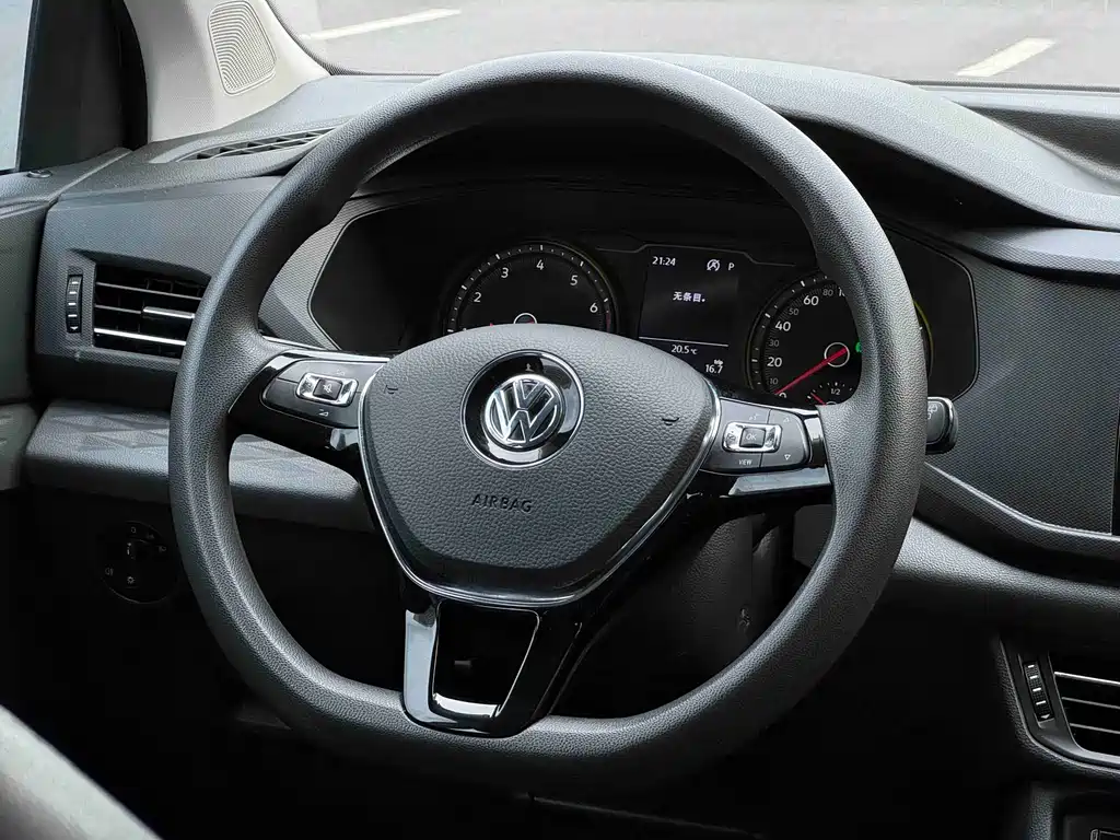 Volkswagen Tharu 2019 — фото 8