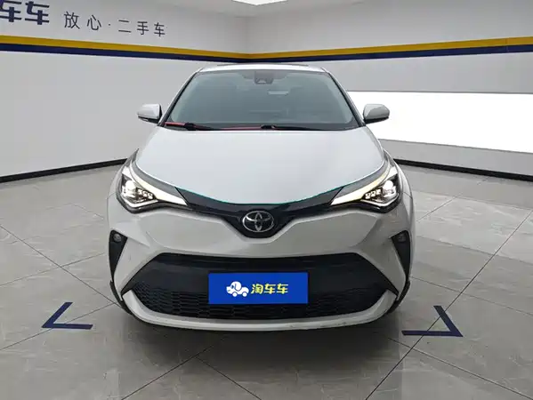 Toyota C-HR 2024