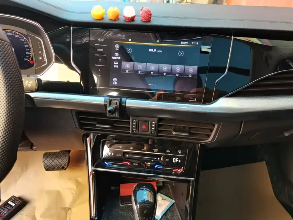 Volkswagen Passat 2024 — фото 13