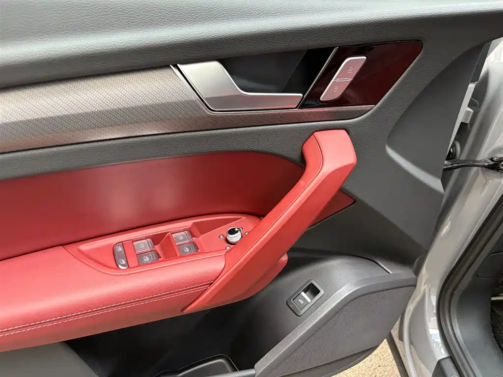Audi Q5L 2026 — фото 14