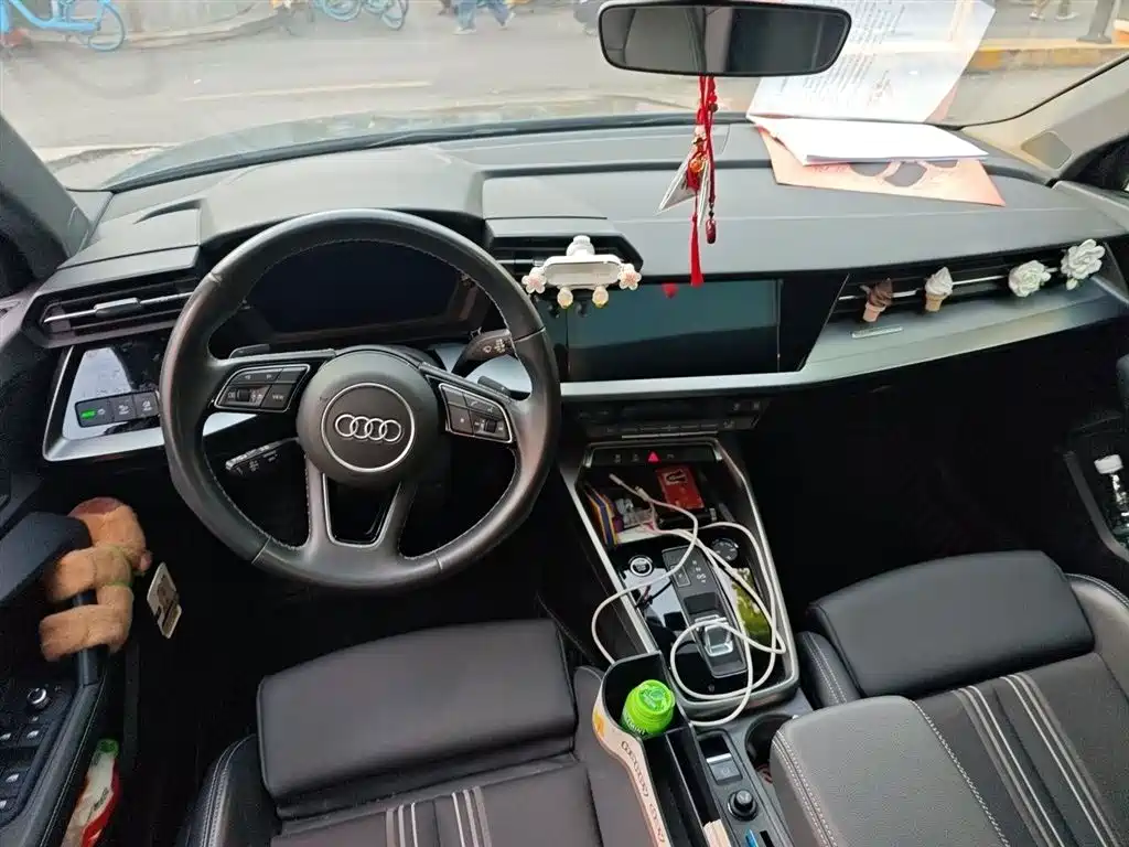 Audi A3 2023 — фото 13