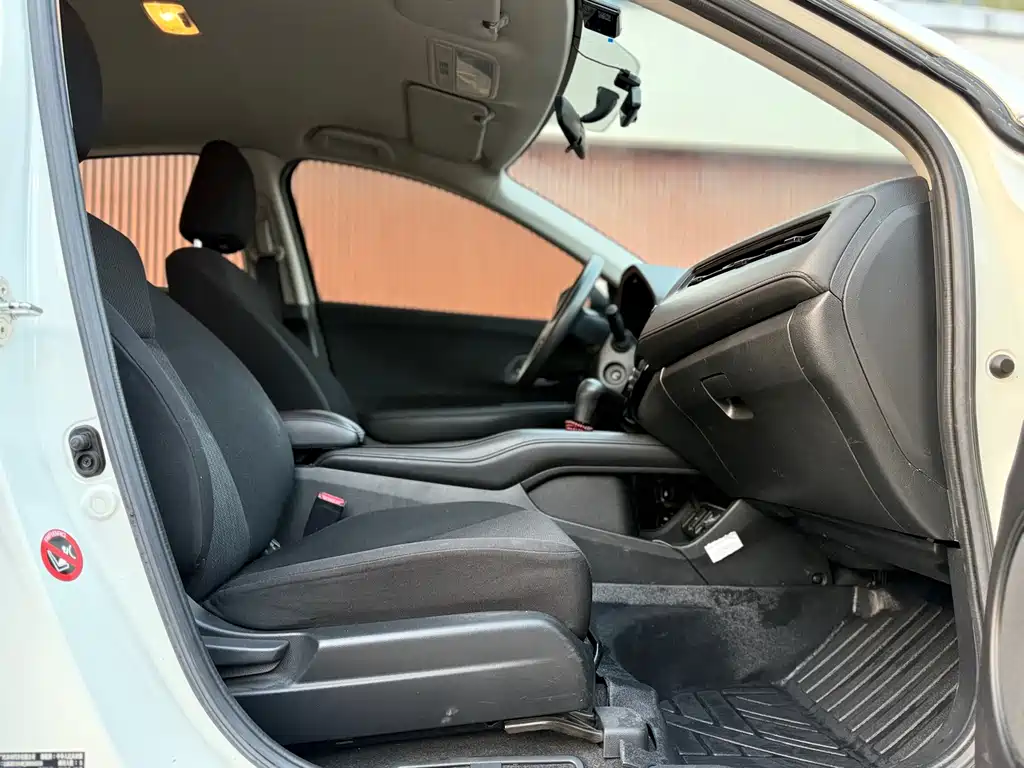 Honda Vezel 2018 — фото 10