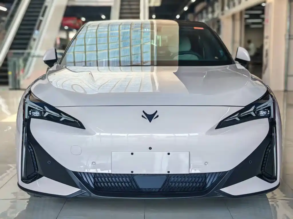 ARCFOX Alpha S5 2024