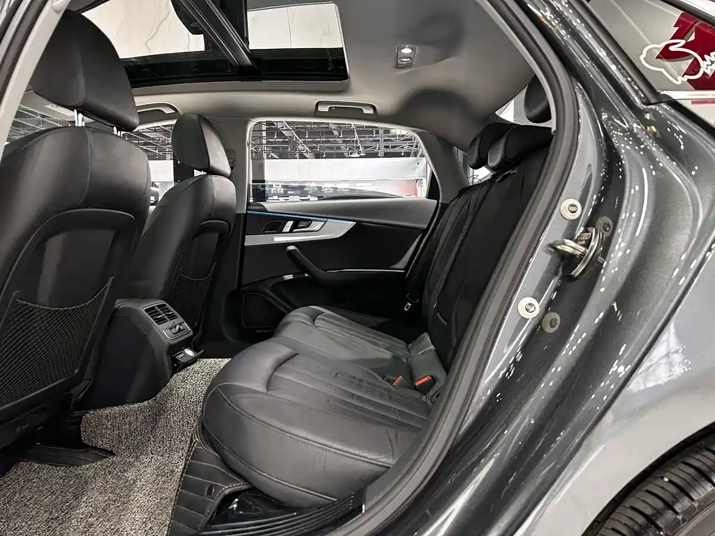 Audi A4L 2020 — фото 16