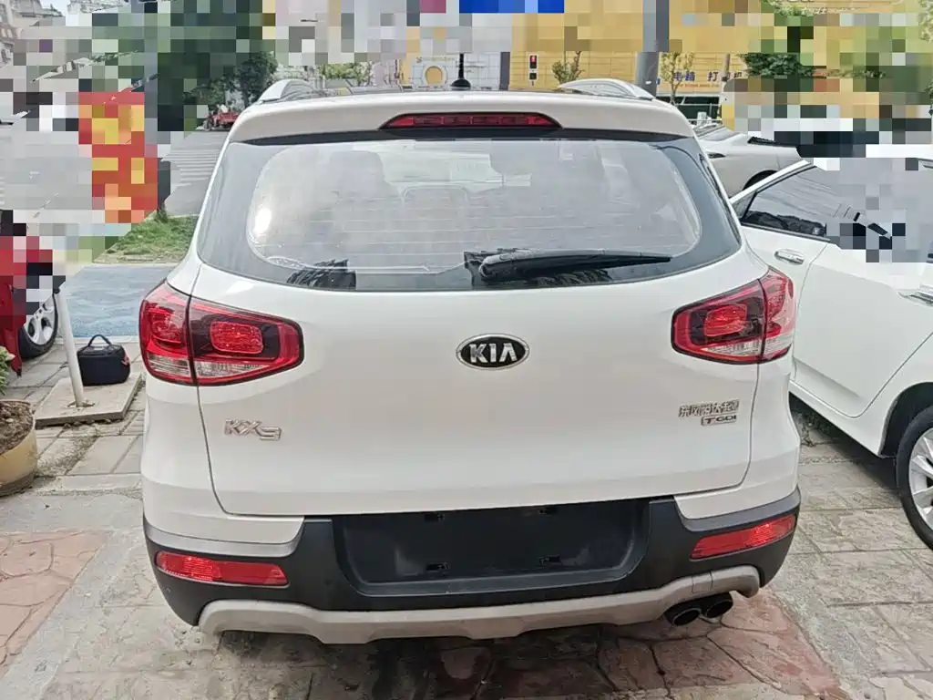Kia KX3 2017 — фото 6