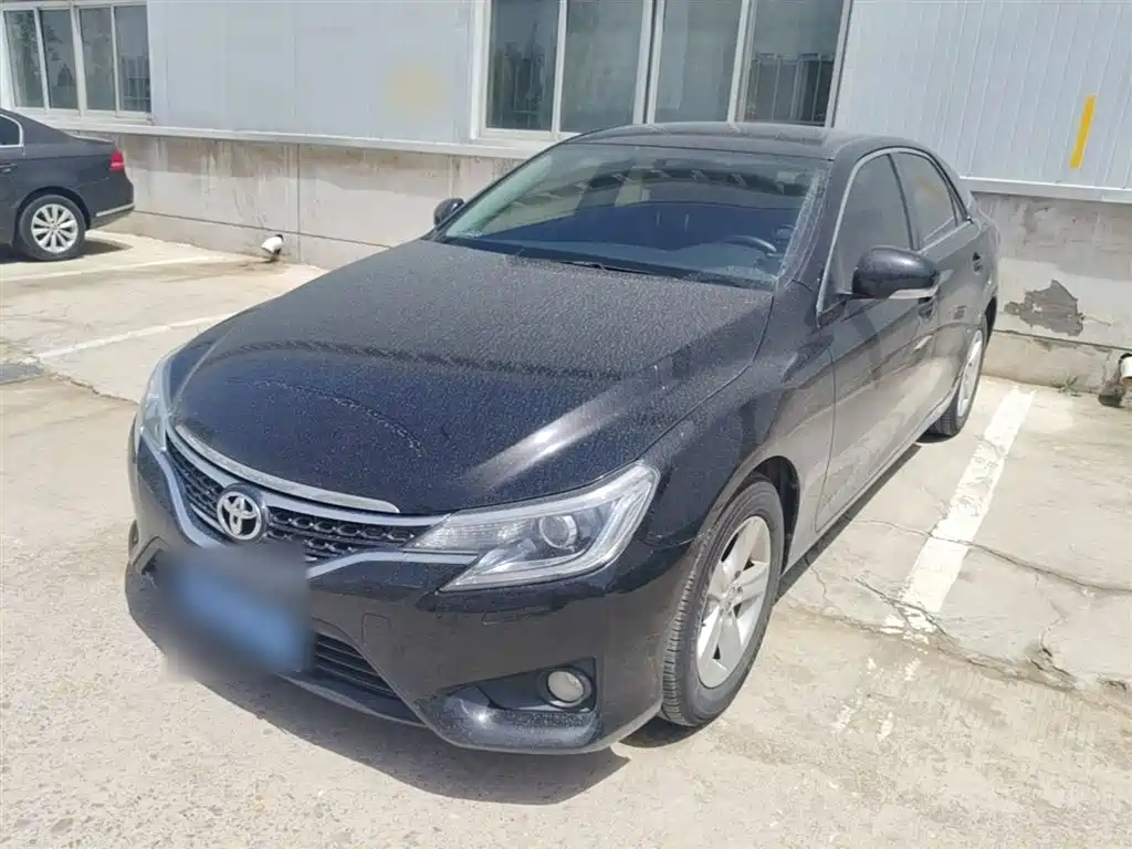 Toyota Reiz 2015
