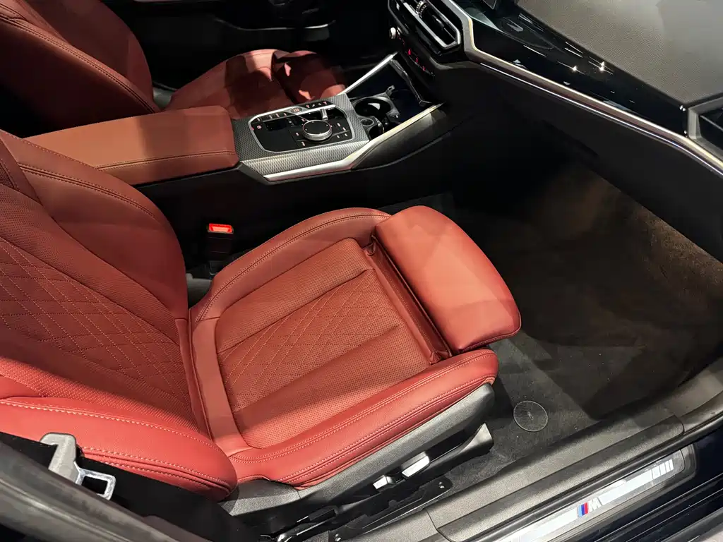 BMW 3 Series 2024 — фото 10