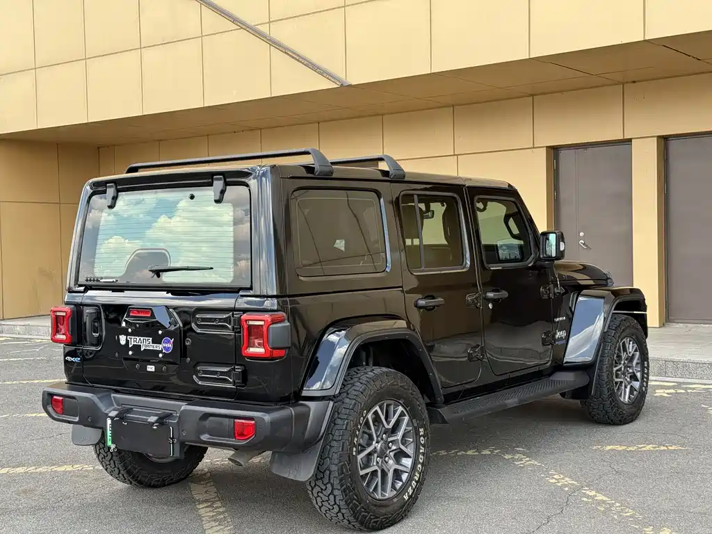 Jeep Wrangler PHEV 2021 — фото 9