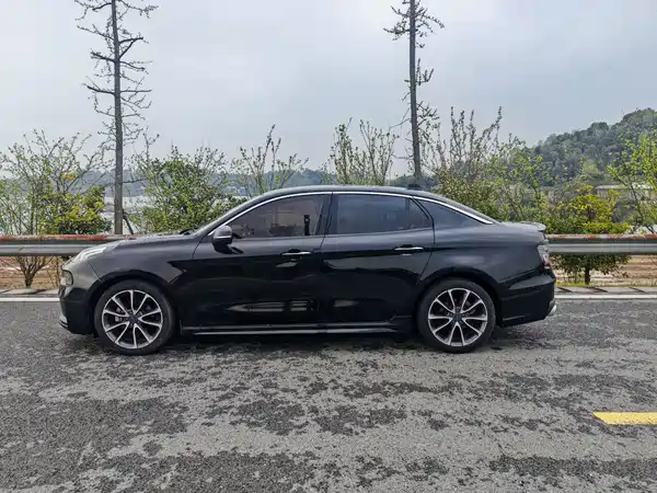 Lynk & Co 03 2019