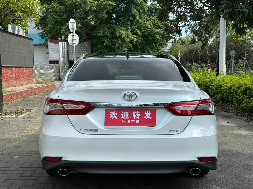 Toyota Camry 2021 — фото 5