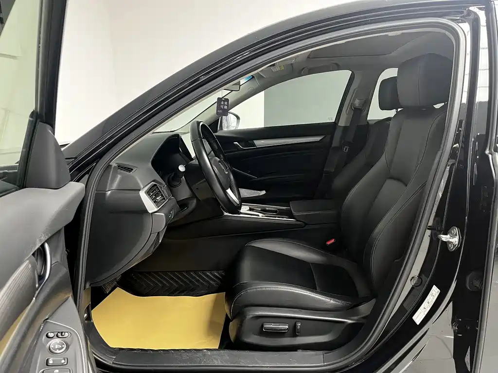 Honda Accord 2021 — фото 16