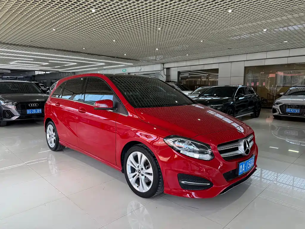 Mercedes-Benz B-Class 2018 — фото 3