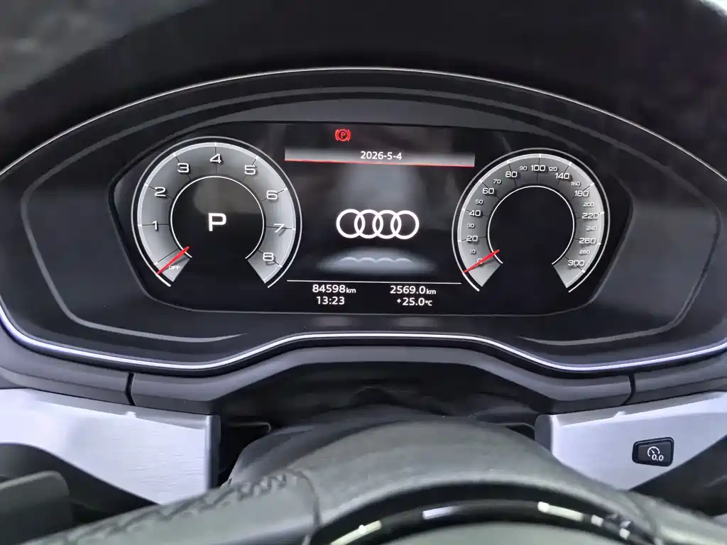 Audi A4L 2022 — фото 11