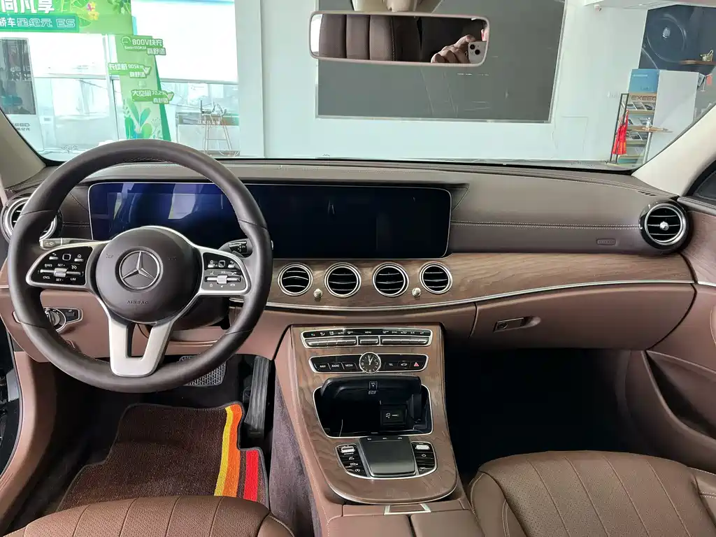Mercedes-Benz E-Class 2019 — фото 9