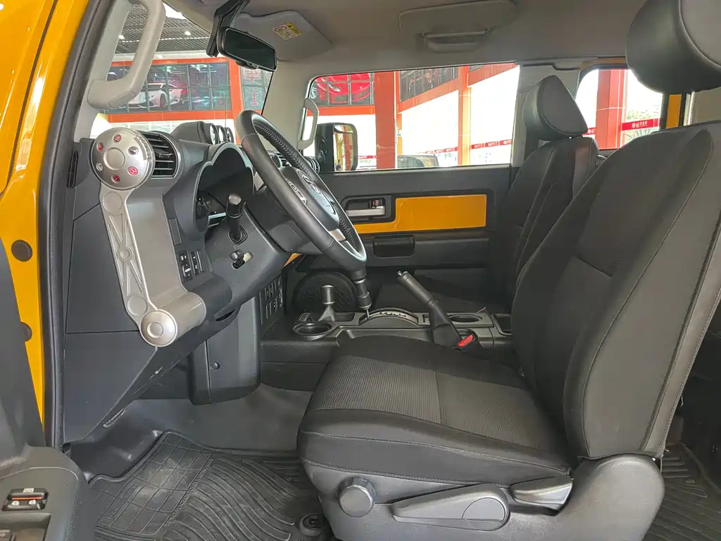 Toyota FJ Cruiser 2019 — фото 14