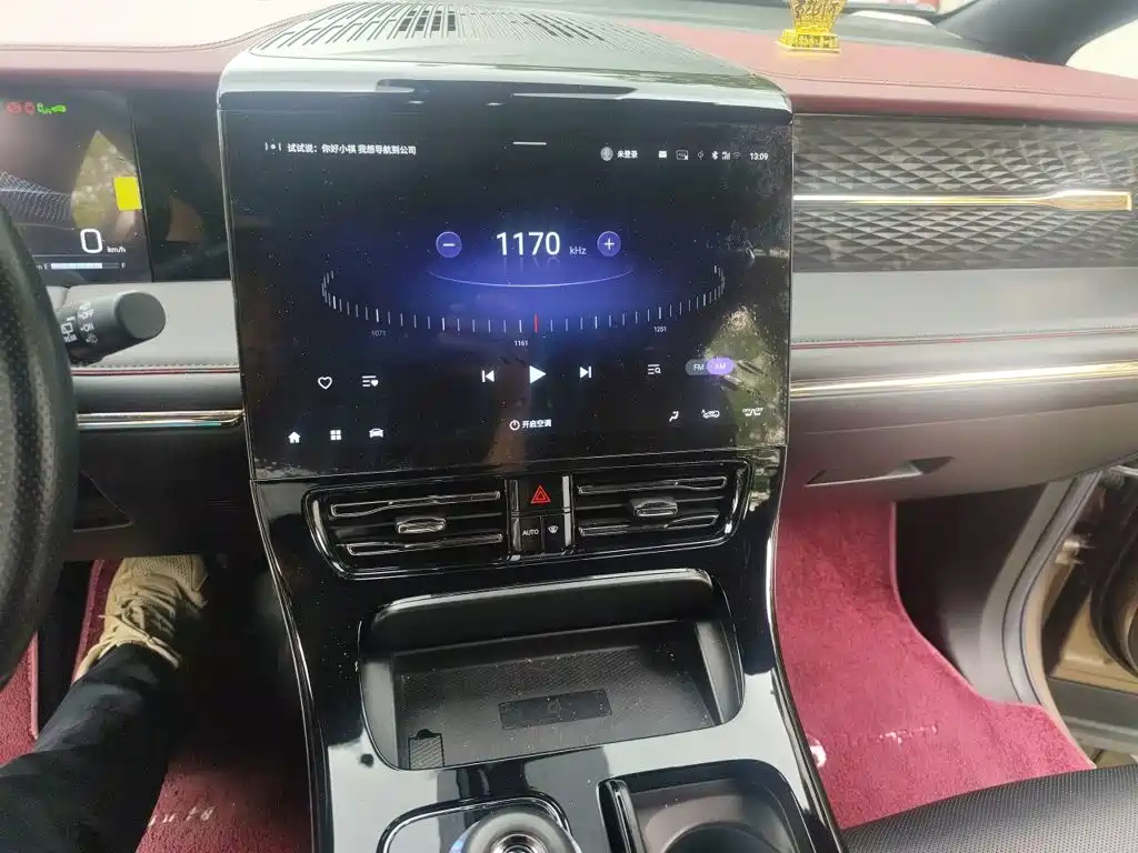 GAC Motor Trumpchi M8 2023 — фото 10