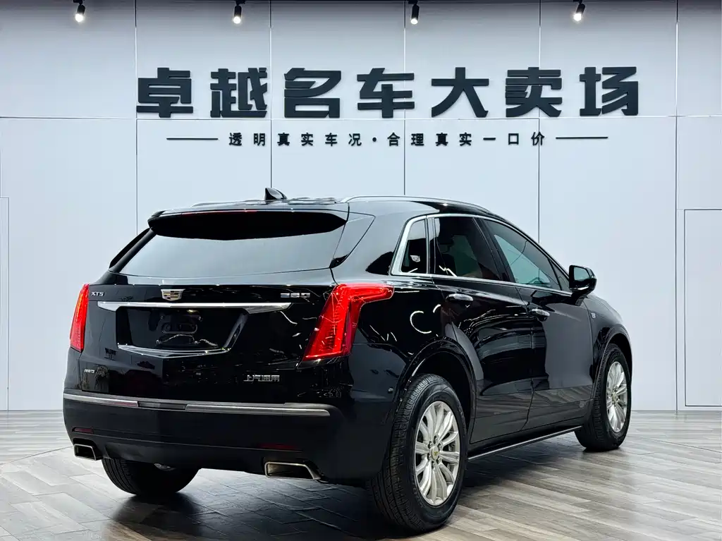 Cadillac XT5 2018 — фото 7