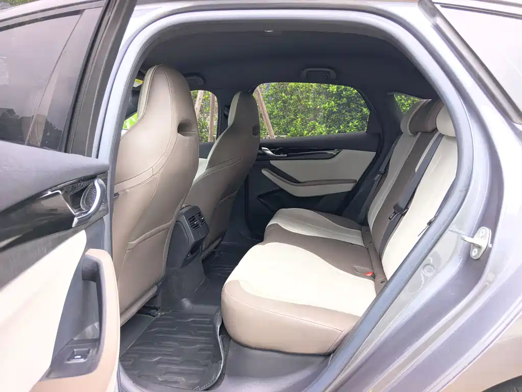 BYD Qin PLUS 2023 — фото 12