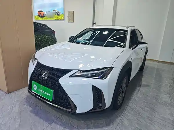 Lexus UX 2020