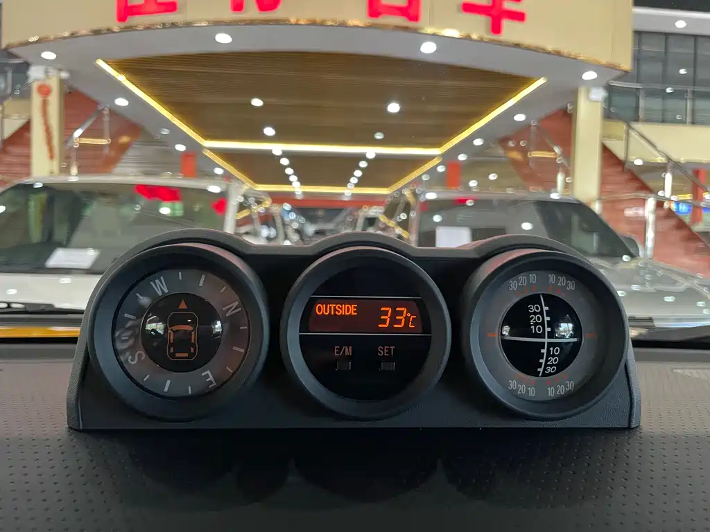 Toyota FJ Cruiser 2019 — фото 19