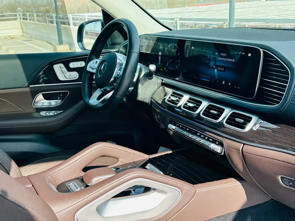 Mercedes-Benz GLS 2023 — фото 27