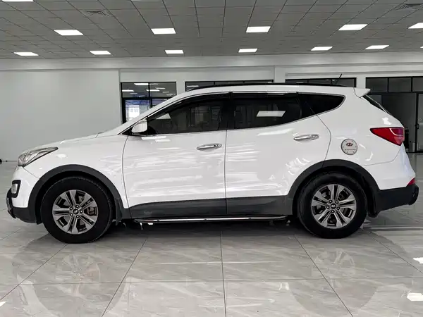 Hyundai Santa Fe 2013