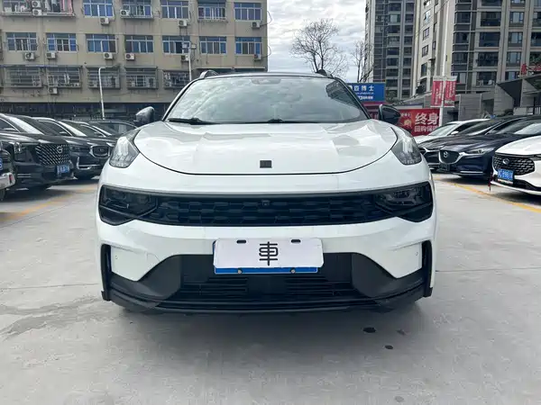 Lynk & Co 01 2021