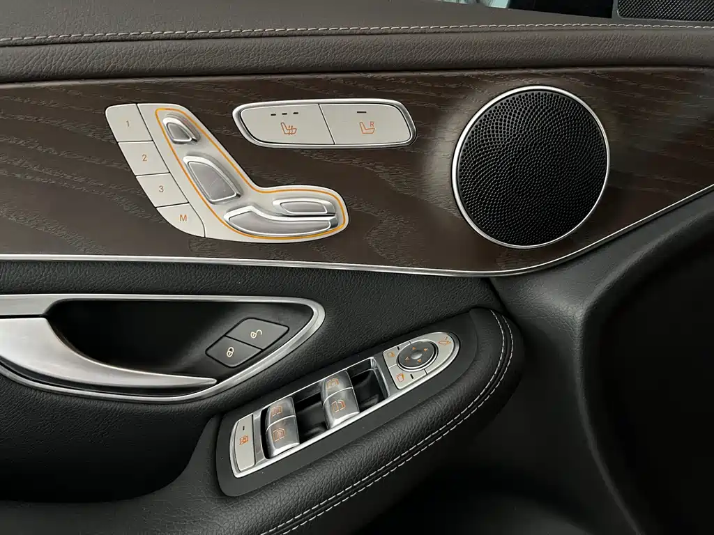 Mercedes-Benz GLC 2023 — фото 11