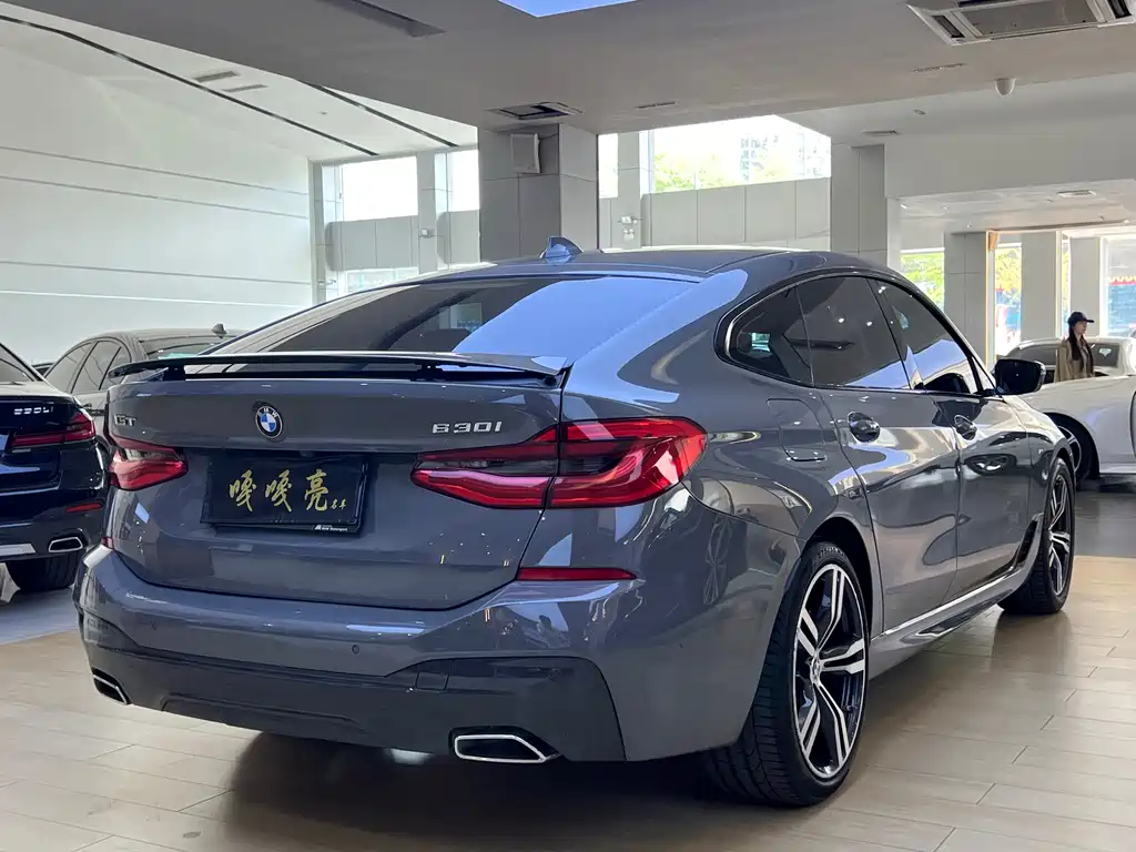 BMW 6 Series GT 2021 — фото 11