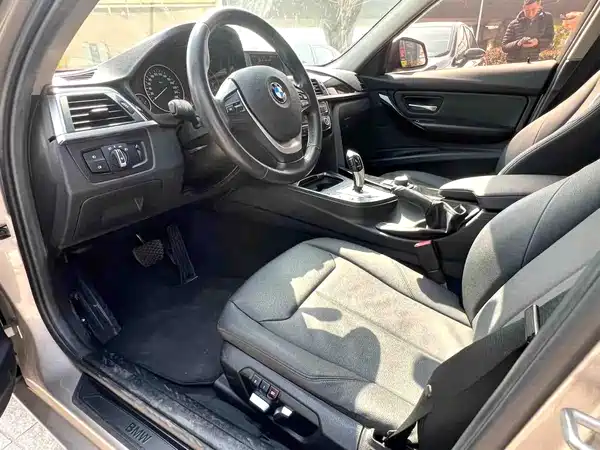 BMW 3 Series 2016