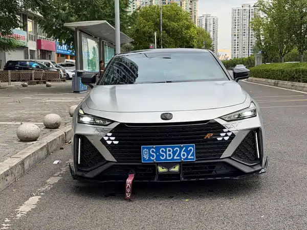 Changan UNI-V 2024