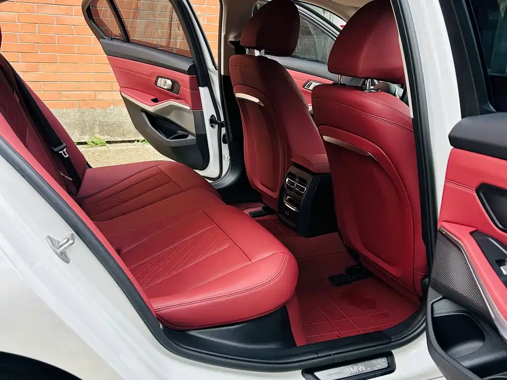 BMW i3 2024 — фото 11