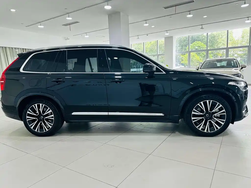 Volvo XC90 PHEV 2023 — фото 7