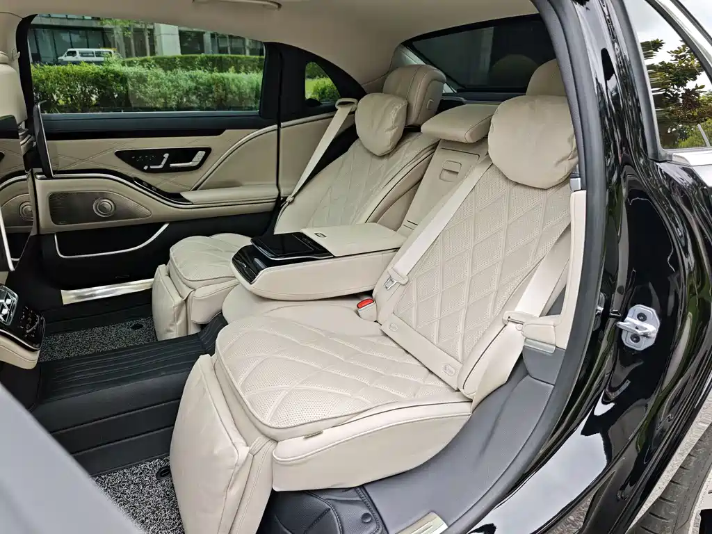 Mercedes-Benz S-Class 2025 — фото 16