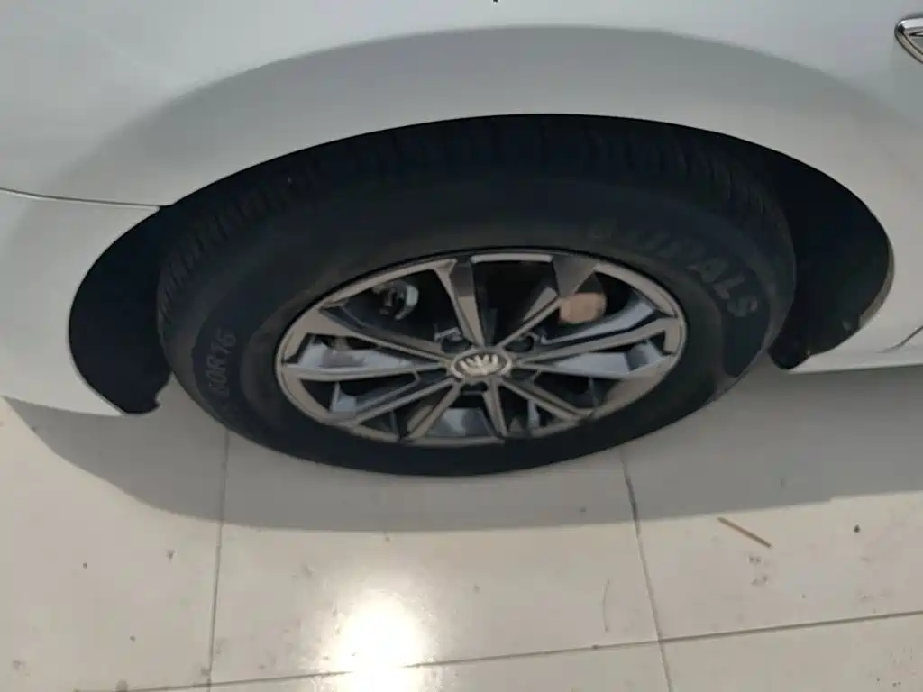 BYD Qin PLUS 2023 — фото 23