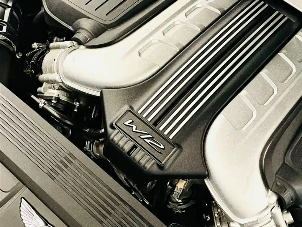 Bentley Continental 2020 — фото 10