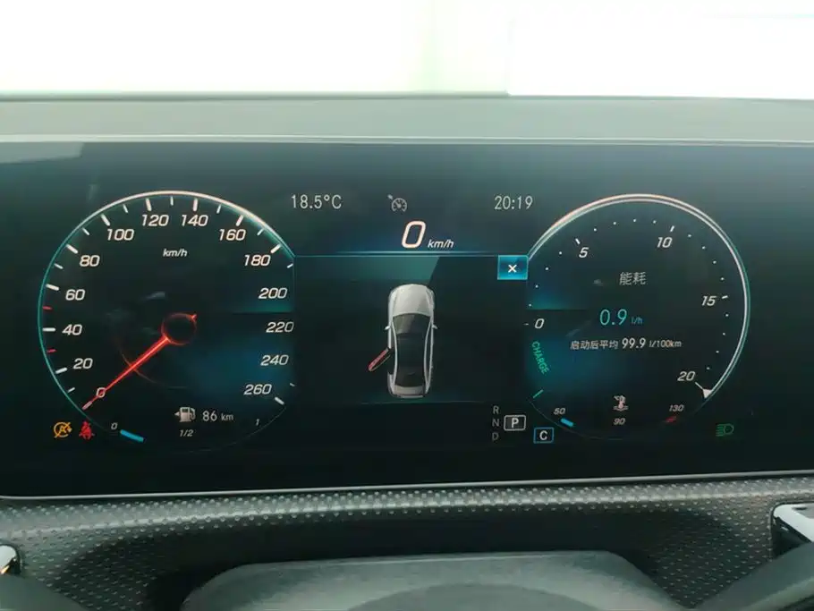 Mercedes-Benz A-Class 2020 — фото 14