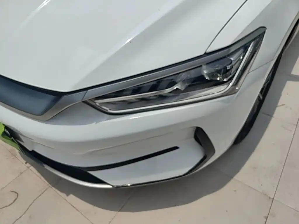 BYD Qin PLUS 2023 — фото 24
