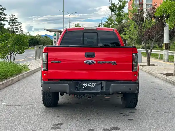 Ford F-150 Raptor 2014