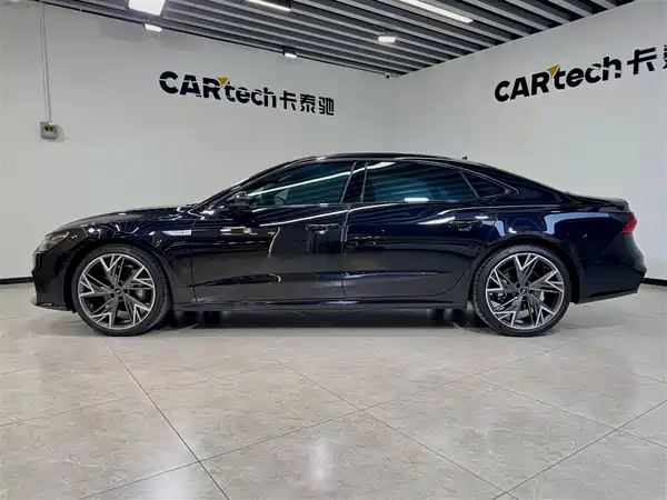 Audi A7L 2024