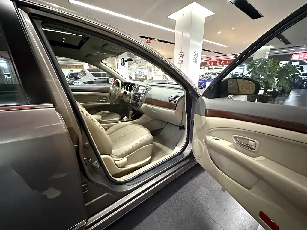 Nissan Sylphy 2011 — фото 22