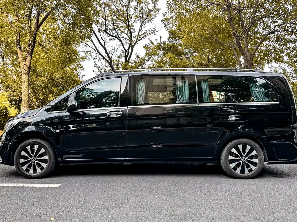 Mercedes-Benz Vito 2022 — фото 29