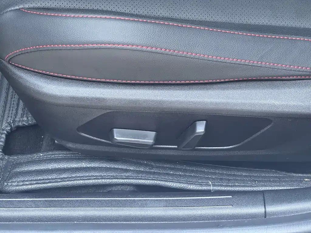 Hyundai Elantra 2022 — фото 16