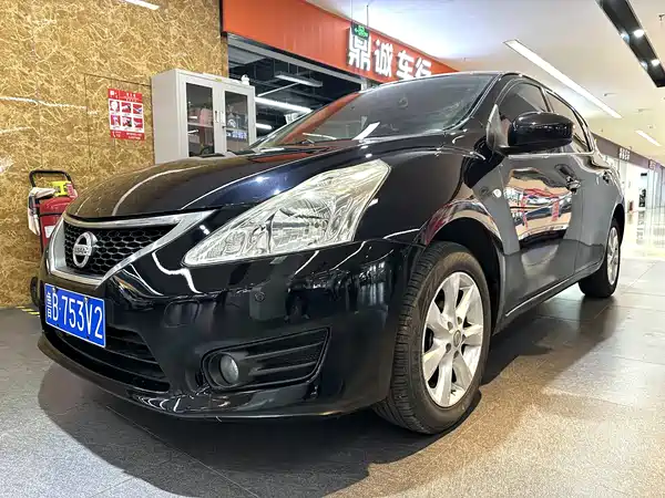 Nissan Tiida 2011