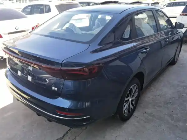 Geely Emgrand 2026