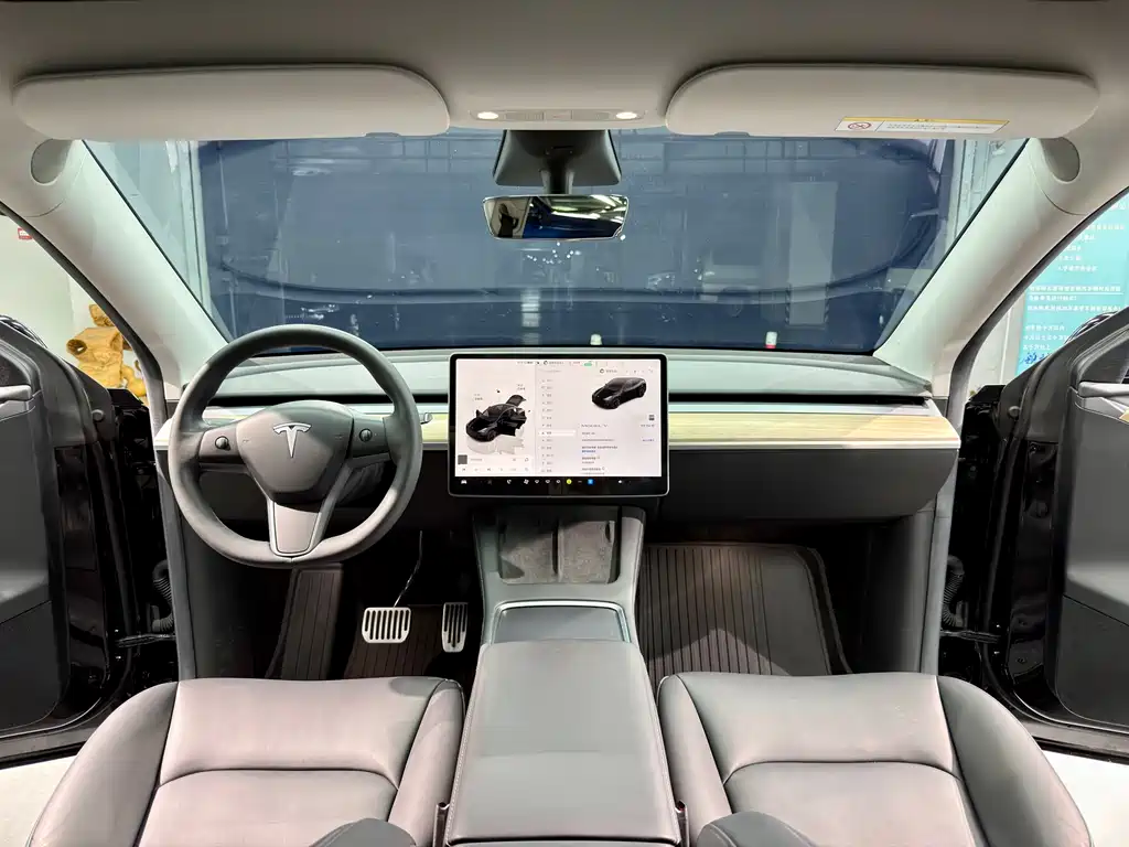 Tesla Model Y 2022 — фото 12
