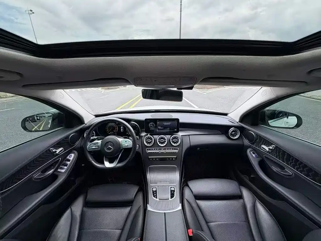 Mercedes-Benz C-Class 2020