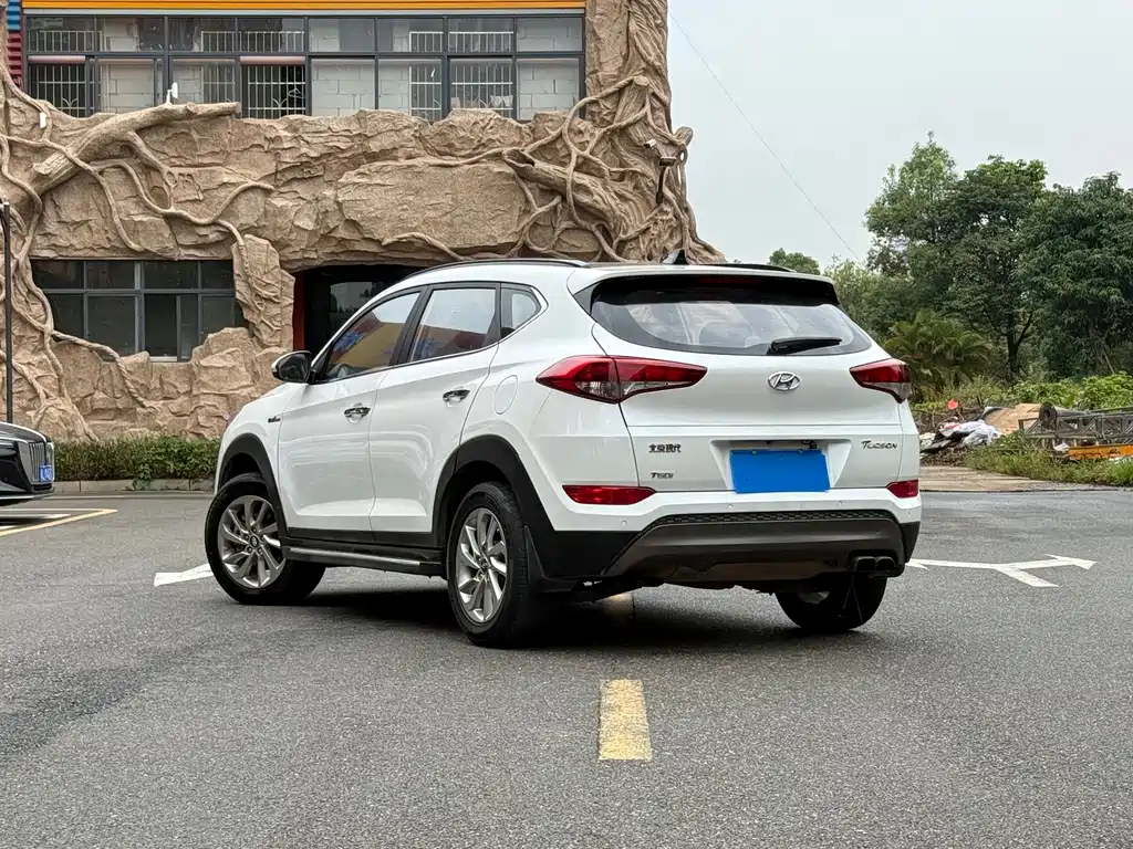 Hyundai Tucson 2017 — фото 3