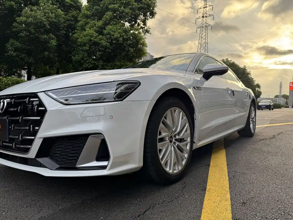 Audi A7L 2023 — фото 4