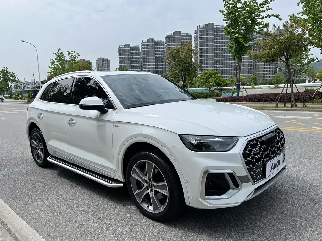 Audi Q5L 2023 — фото 3